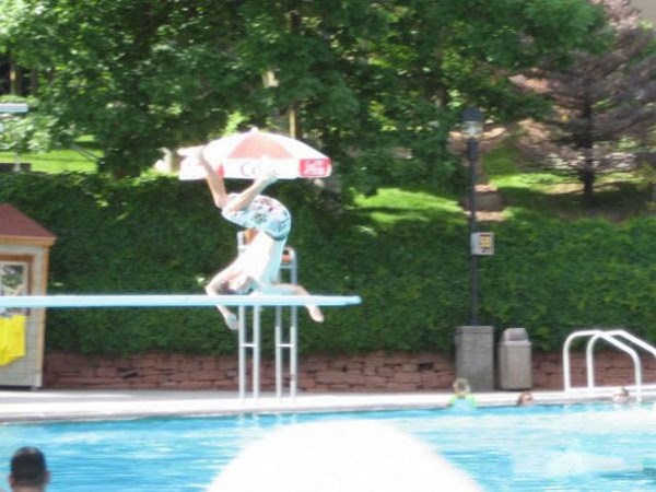 its-all-fun-and-games-with-these-summer-fails22