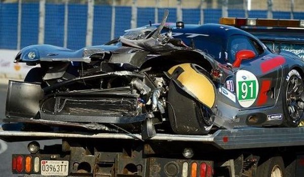 luxury-and-sports-car-wrecks-022