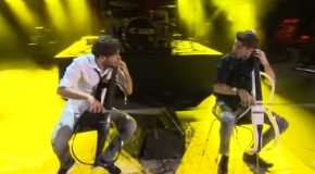 2CELLOS Performs a Live Cover of ‘Smooth Criminal’ by Michael Jackson