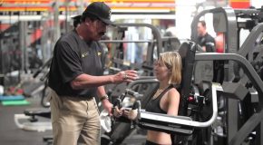 Arnold Schwarzenegger Disguises Himself And Goes To The Gold’s Gym!