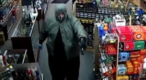 Robber Returns Money To Store Clerk, Says It’s Not Enough To Save His Daughter