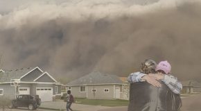 Scary Dust Storm Hits Sioux Falls, South Dakota!