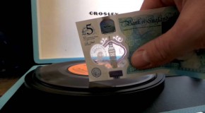 Britain’s New Fiver Can Be Used To Play Vinyls