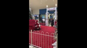 Woman Goes Off On Mall Santa For Not Being An Imposter