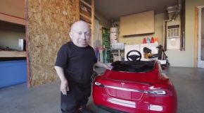 Verne Troyer Unboxes and Test Drives His New Mini Tesla