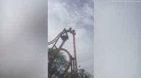 Passengers Stuck Upside-down On Batman Roller-coaster For 45 Minutes
