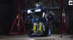 Engineers Build Amazing Lifesize Transformer Robot