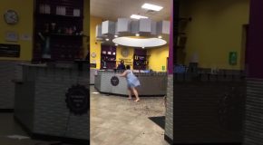 Chick Loses Her Mind And Wreaks Havoc In Planet Fitness!