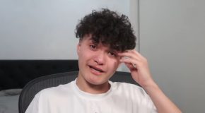 Pro Fortnite Player Cries On Video After Getting Banned