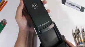 How Tough Is The 2020 Motorola Razr Flip Phone?