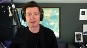 Rick Astley Covers Everlong By Foo Fighters!
