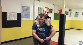 Here’s How You Can Easily Escape S Choke Hold!