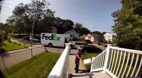 FedEx Driver Tosses Package Like It’s Garbage!