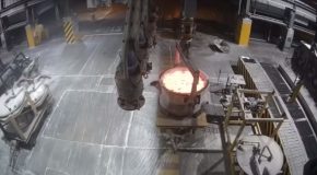 Overhead Crane For Carrying Molten Aluminium Gets Into An Accident