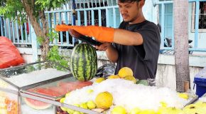 Fruit sellers cutting fruits at insane speeds