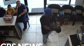 Man trying to rob a nail salon gets completely ignored