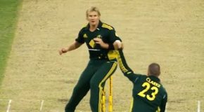 Easily the funniest thing ever seen on a cricket field