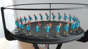 Cool zoetrope featuring marching roosters