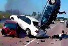 110 Of The Saddest Moments Of Idiot Drivers Causing Crashes