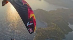 Insane Moment When A Man Keeps His Slippers On His Friend’s Parachute