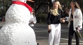 Living Snowman Pranks People On The Street